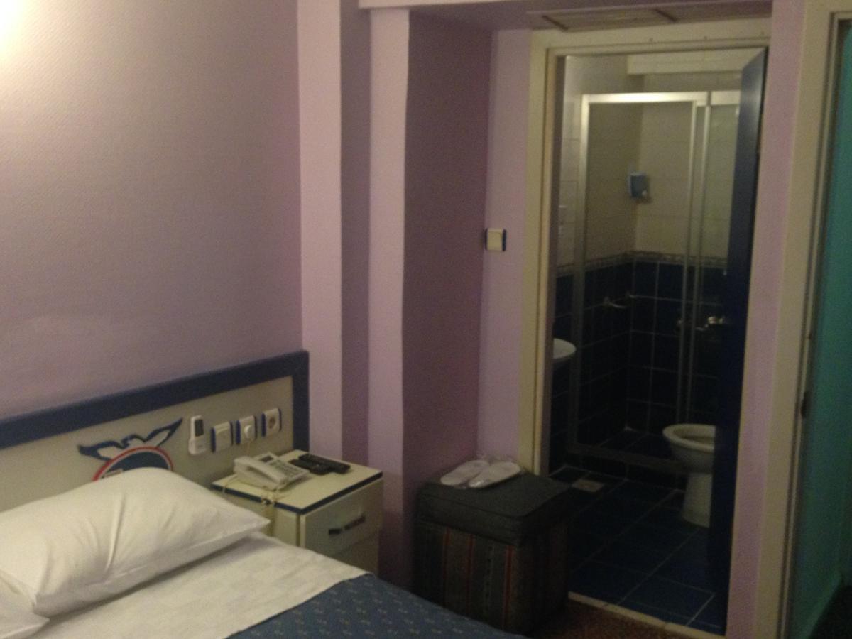 Hotel Akkus Стамбул Экстерьер фото